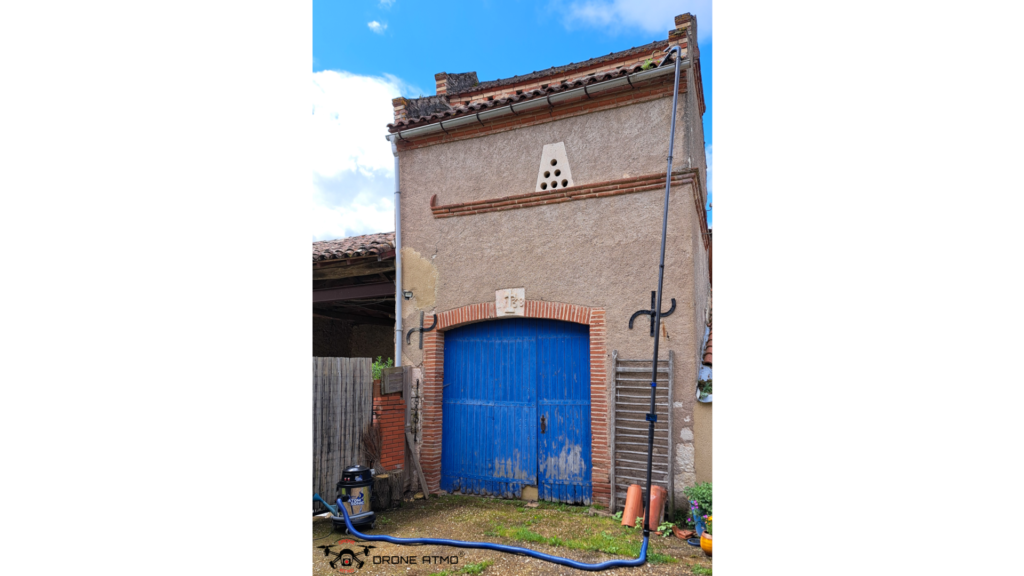 ASPIRATEUR A GOUTTIERES